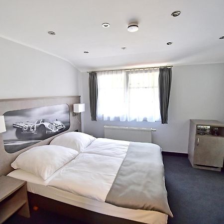 Gt3 Hotel Honerath Chambre photo